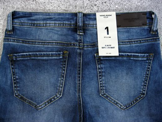 Джинсы женские светло-синие (потертости) Vero Moda 26/32